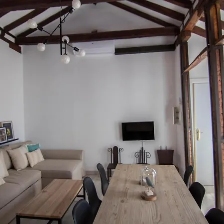 Διαμέρισμα Gardina *